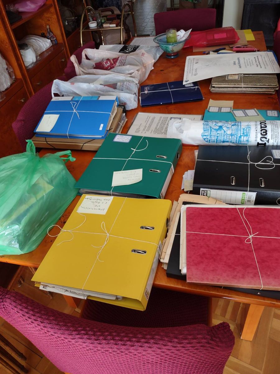 23-8-2022  Ημέρα παράδοσης και παραλαβής του αρχείου του Σ.Α.Ε.Β. από την οικία της κ. Γ.Ζάμπογλου.