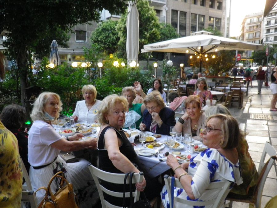 Ουζάκι στον 